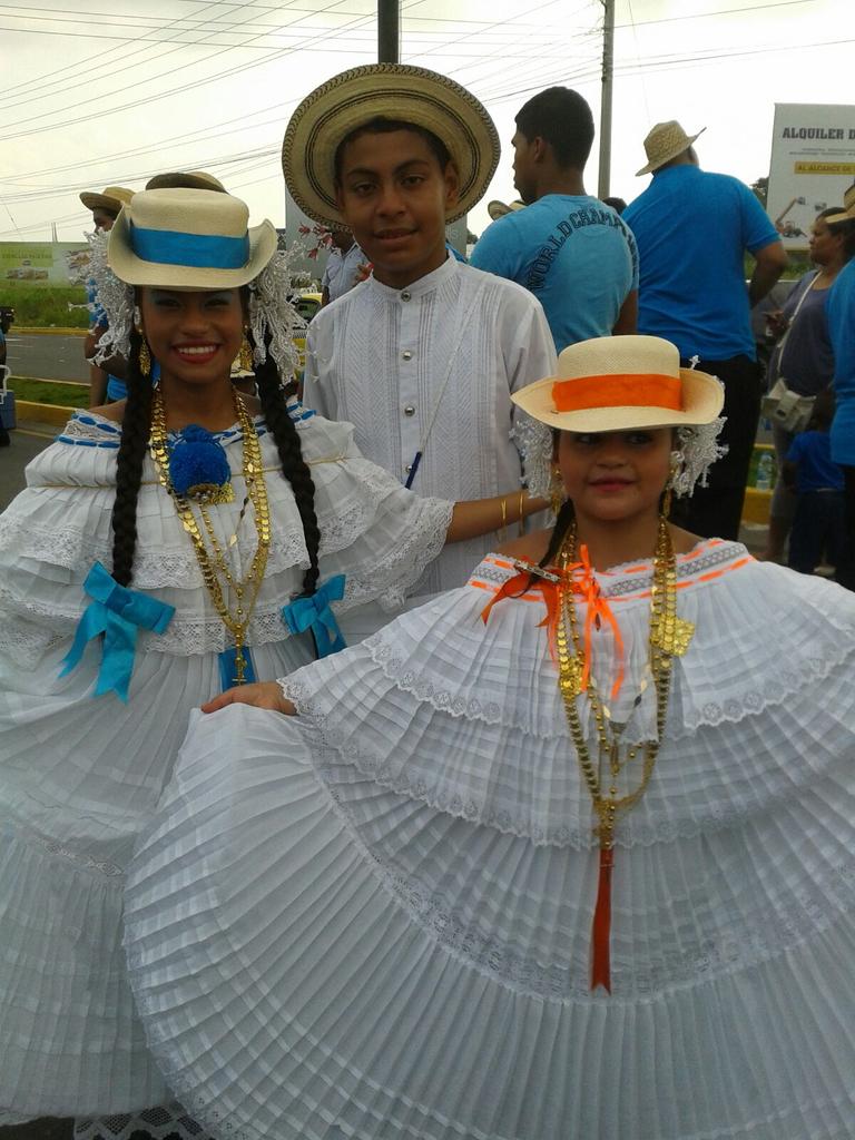 YuliDelC7's tweet photo. #MiPanamaEs Hermosa
Asi Le Rendimos Honor A Nuestra Patria ¡QUE VIVA PANAMÁ!
@TReporta @Telemetro https://t.co/HGYR4RgvjE