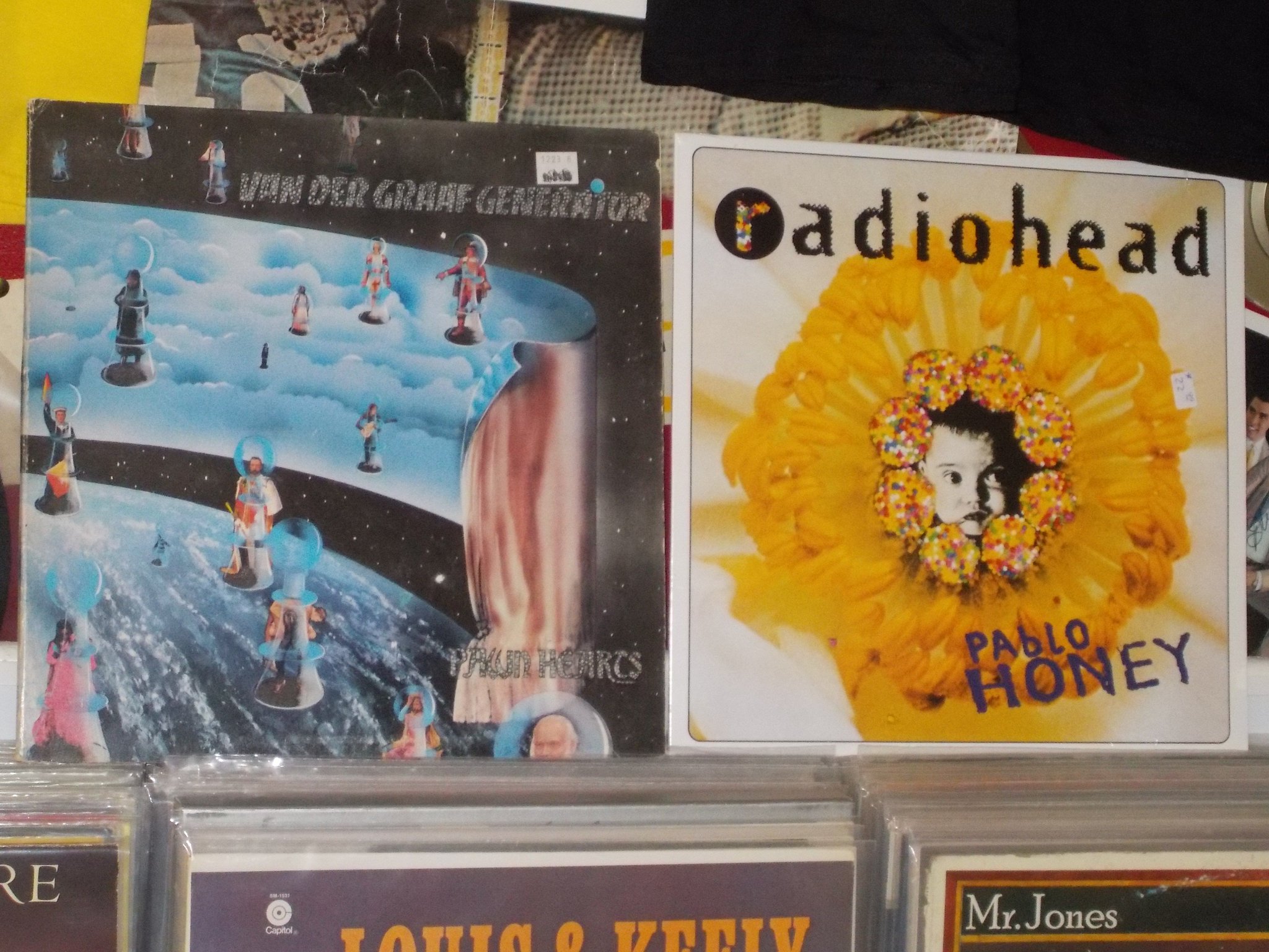 Happy Birthday to Peter Hammill of Van Der Graaf Generator and Jonny Greenwood 