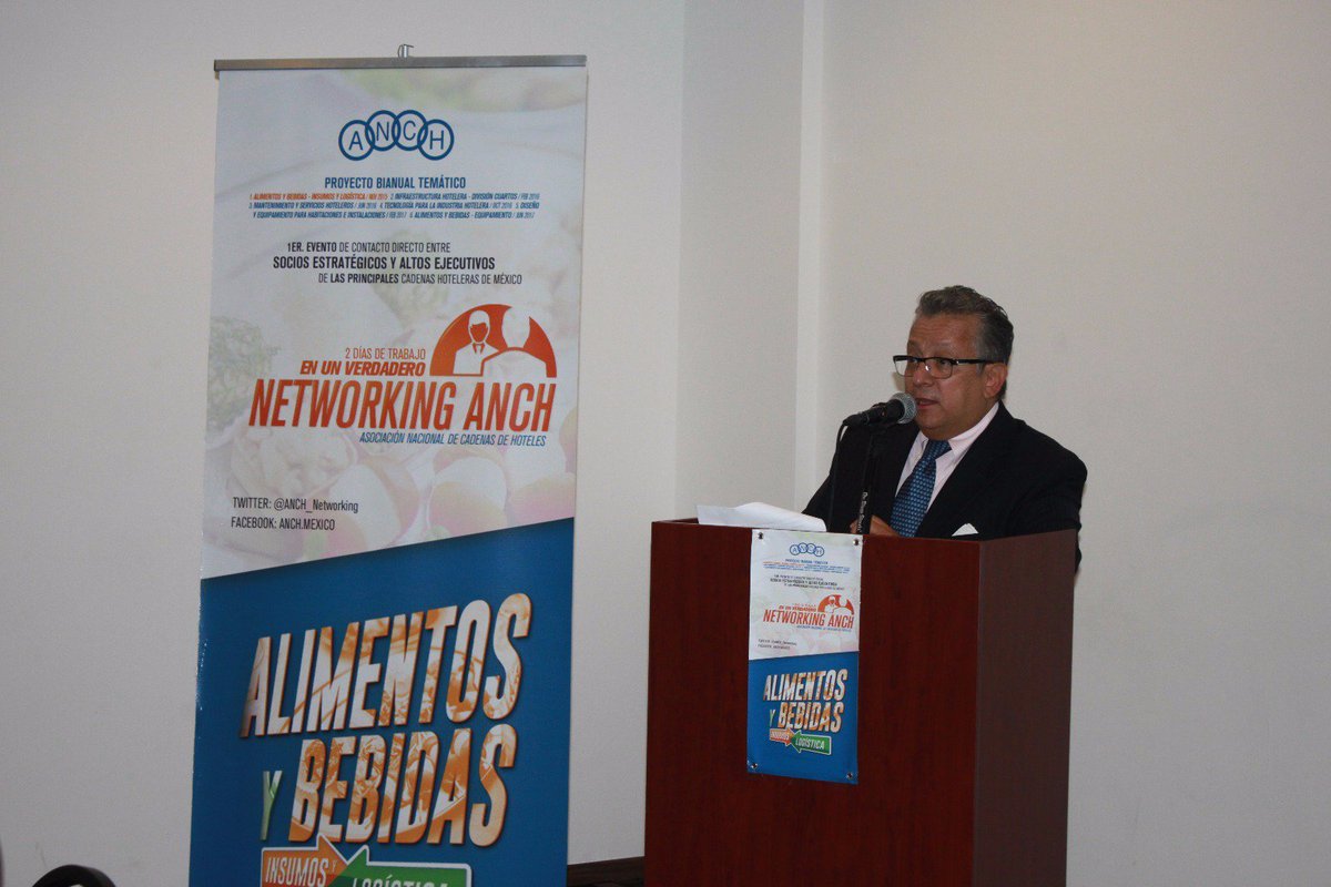 ANCH_Networking's tweet photo. #FelizJueves así transcurre nuestro evento de este #5deNoviembre #NetWorkingANCH en el @fiestainn de la #CDMX https://t.co/GbBTRZ4gCi