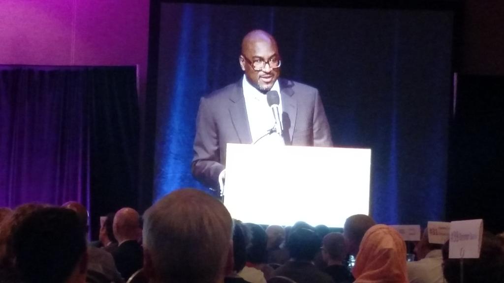 jenny7202's tweet photo. Appreciating the learning from Dr. Robert W. Simmons III at Achieve Minneapolis. #edchat287 #287edchat https://t.co/u352gQXtJ7