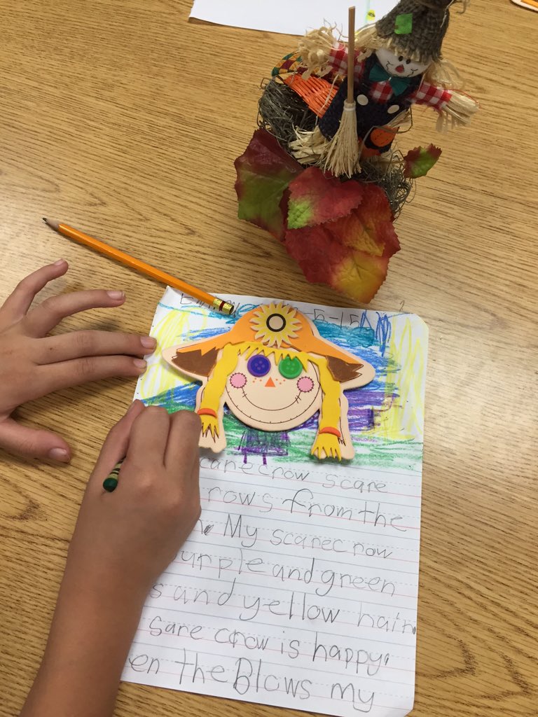 Ms_Davis_Class's tweet photo. Scarecrow week was super fun! We learned about adjectives and used them during Writing Workshop. #scarecrowfun https://t.co/cnBkg4zZyW