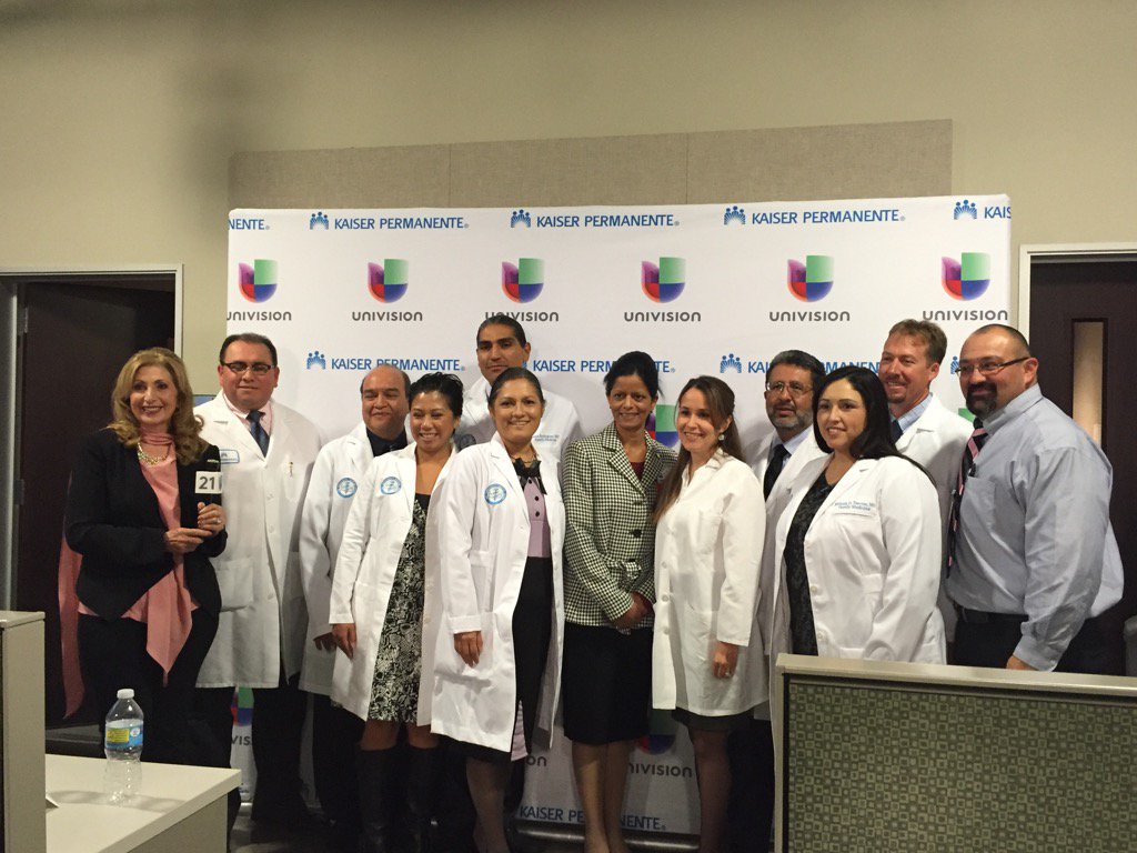 kpfresno's tweet photo. So proud of @kpfresno physicians who answered nearly 300 calls during @UnivisionFresno phone bank thx @KPbuenasalud https://t.co/8AXbJm4DJa