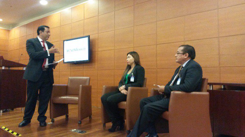 CIOMexico's tweet photo. Da inicio  el panel de discusión "Información y privacidad segura y bajo control" en #CSOMexico https://t.co/HpSJOfWZwS