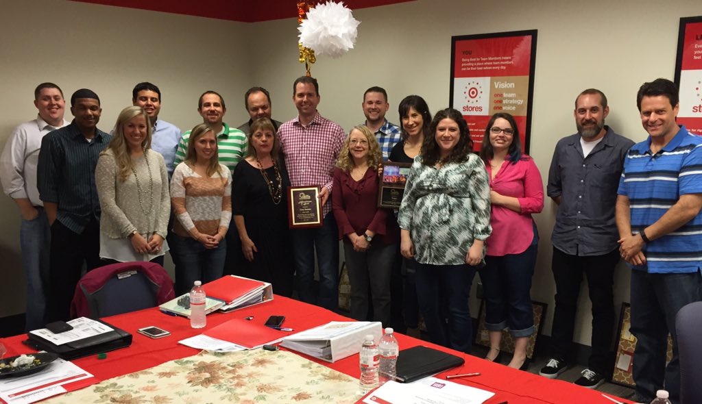 Celebrating #BestinCommunity with the <a href="/icanstillshine/">I Can Still Shine</a> inaugural Humanitarian Award Winner. Amazing job Gary!