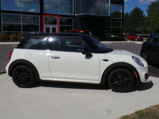 A2MINI's tweet image. Ride in style. #stormtrooperstyle bit.ly/1NfRpyE