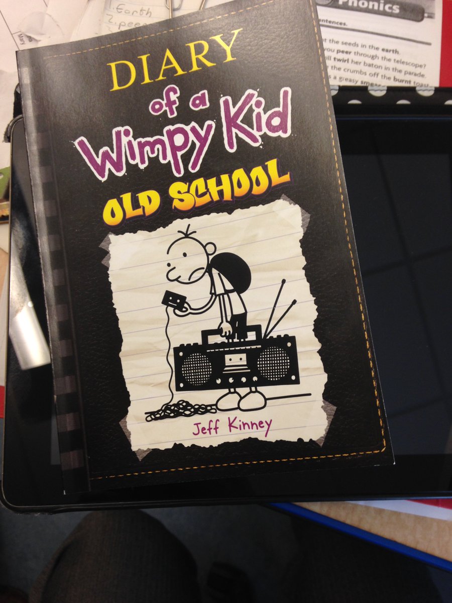 5GoldTeam's tweet photo. new book "Diary of a Wimpy Kid: Old School" #awesomebookthatigotfromscholastic (Isabela) https://t.co/bYLOgSZyYf