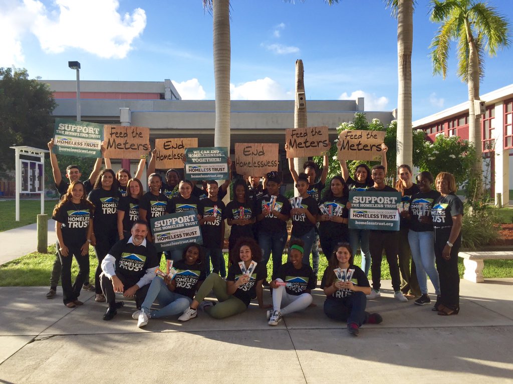 RMECPIRATES's tweet image. The Women of Tomorrow supporting the Homeless Trust by delivering dental supplies! #rmecgamechangers #awesomejob