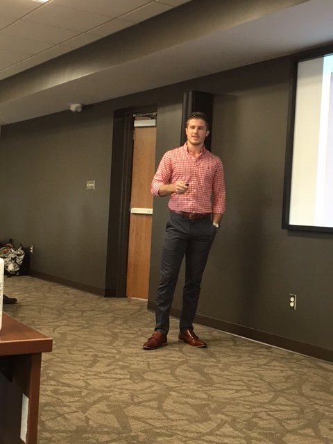 TrineKSB's tweet photo. Thanks #KetnerFellow @SloanWhit for sharing the 7 Habits of Highly Effective Trine Students with BA 101 this week! https://t.co/Tn9Bmmbx0y