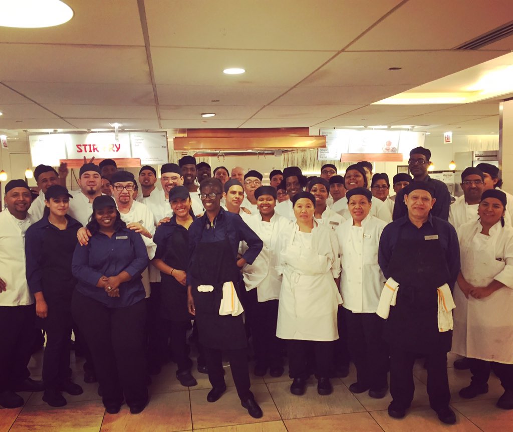 UrbanMktChicago's tweet image. #RATeamSpirit #urbanmarketcafe #cafeteam