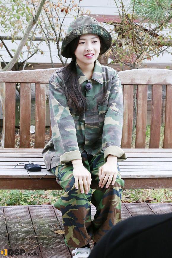 ALWAYSAPRIL_'s tweet photo. [📷] #APRIL's Cast (Fancafe Update) #ALWAYSAPRIL_ https://t.co/ZmdzFIck7f