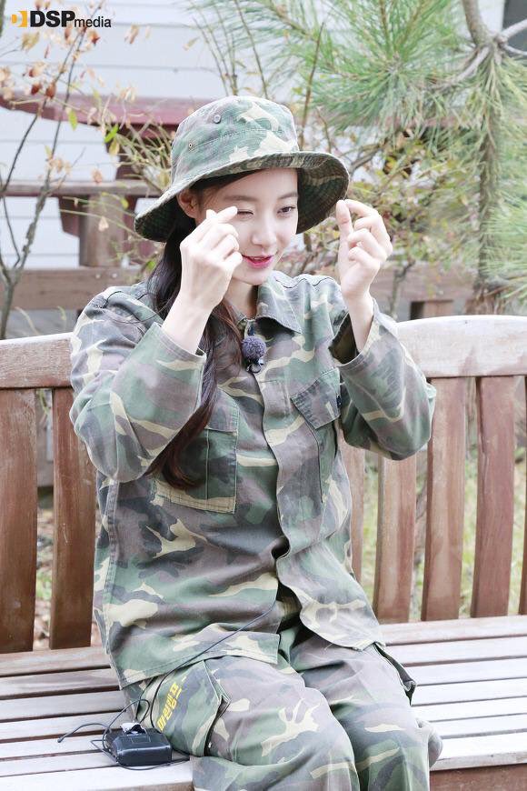 ALWAYSAPRIL_'s tweet photo. [📷] #APRIL's Cast (Fancafe Update) #ALWAYSAPRIL_ https://t.co/ZmdzFIck7f