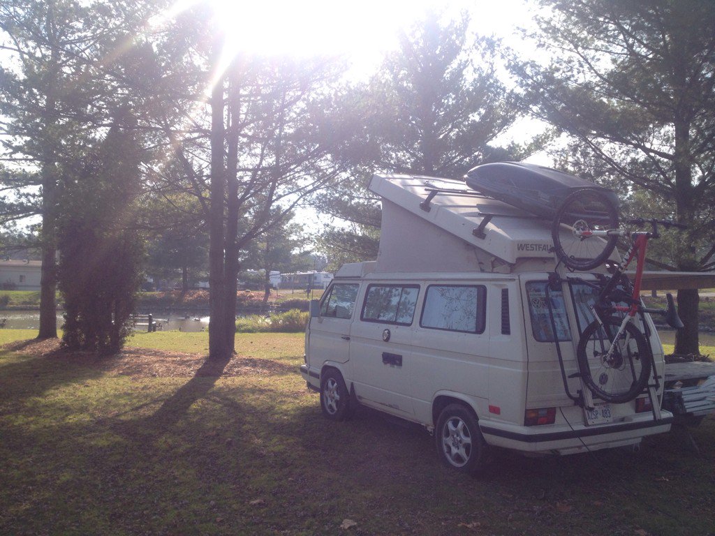 DerekOmusic's tweet photo. Absolutely beautiful weather for late-season camping! #vanlife #westylife #westfalia https://t.co/lQf8jxlRid