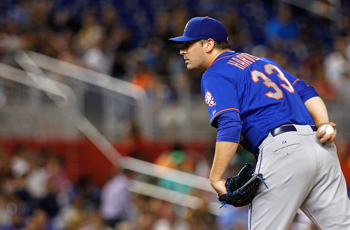 RT to congratulate <a href="/MattHarvey33/">Matt Harvey</a> on winning NL Comeback Player of the Year! #TheDarkKnightRises
