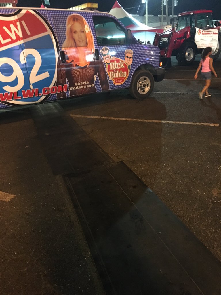 br_ndon26's tweet image. Look at @rickandbubba at the #alabamanationalfair #theybe #everywhere