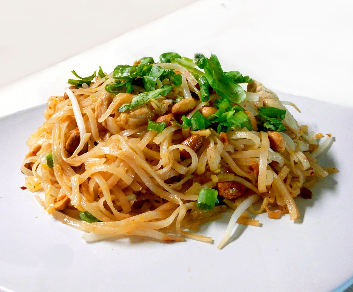 MyThaiCA's tweet photo. We are proud to offer a 100% #Vegan Menu! All dishes are available for Take-Out and Delivery.https://t.co/XT1iOKET4y https://t.co/t3A07fYoM7