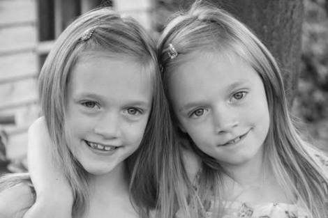 Ellie_styles26's tweet photo. Best twins 💙💙 @TommoPhoebe &amp; @TommoDaisy https://t.co/2G5vV8wJuR