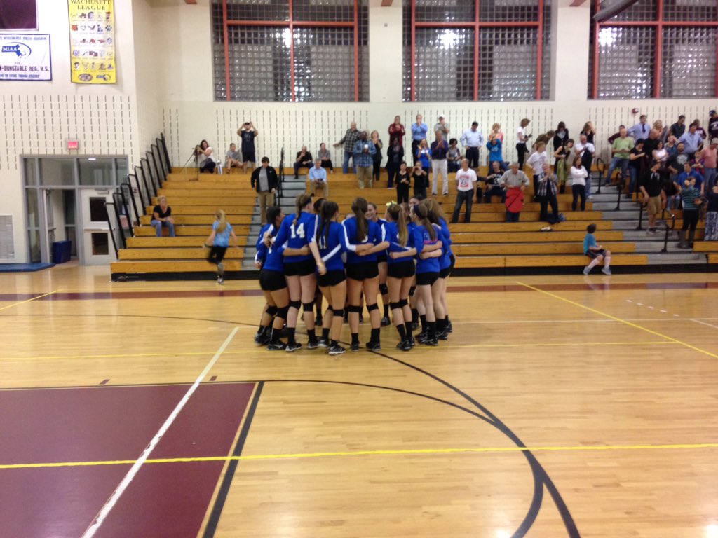 Congrats Ladies! 3-0 over Groton Dunstable! On to Westboro @clockervball