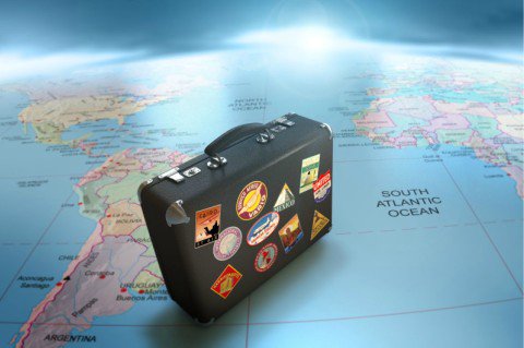 Bisniscom's tweet photo. Traveling Sendirian? Ini yang Harus Anda Perhatikan https://t.co/WfbrzWvp35 https://t.co/3fSwxojp6F