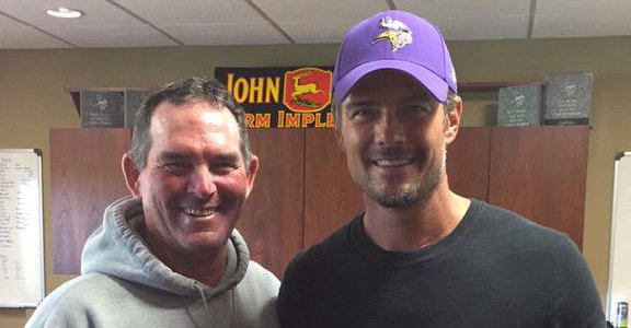 Vikings's tweet photo. #Vikings fan @JoshDuhamel talked about the "under-respected" defense with @dpshow today.

https://t.co/rcwYCifZHy https://t.co/EegHEcRVga