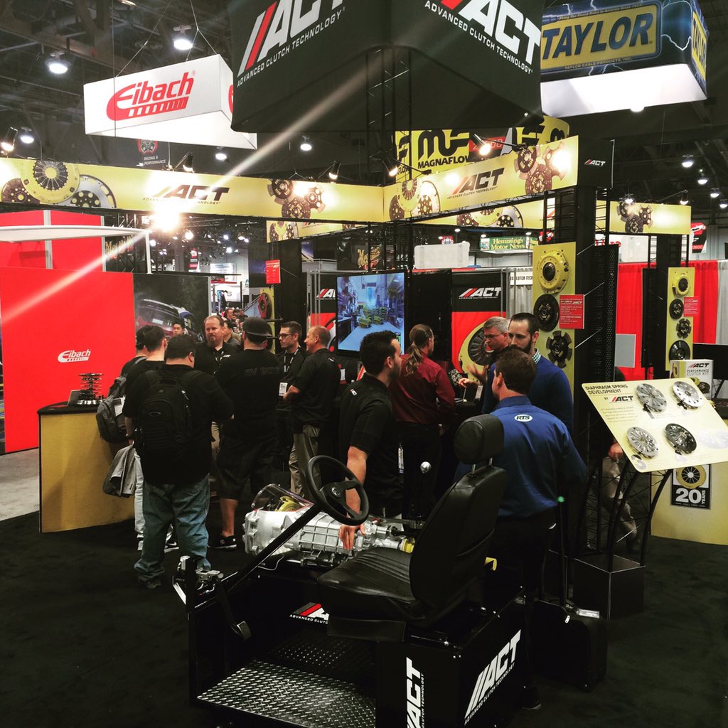 AdvancedClutch's tweet image. Super Busy SEMA Show! We ❤️ our customers! They are the coolest 😎!
#GOACT #2015SEMA #SEMAShow #BestCustomersEver!