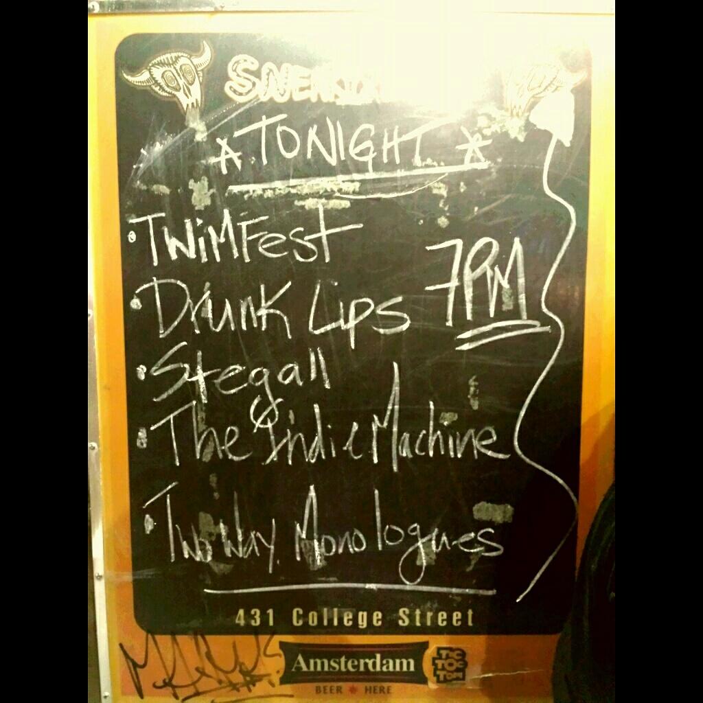 DRUNK_LIPS's tweet image. #twimfest