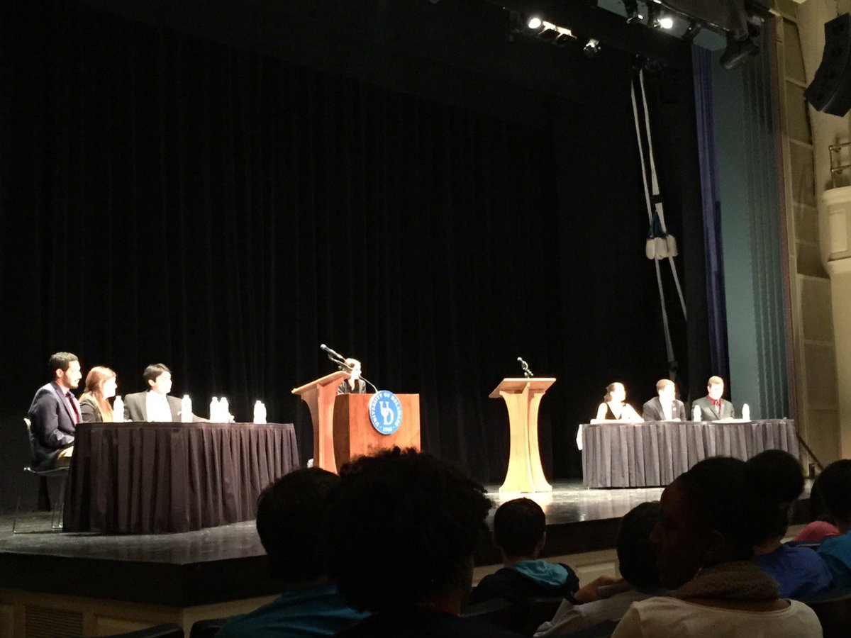 BlueHen_Alex's tweet photo. π πΊπΈπ΄ #UDebate @UDDems @UDRepublicans https://t.co/bBbecQoDXH