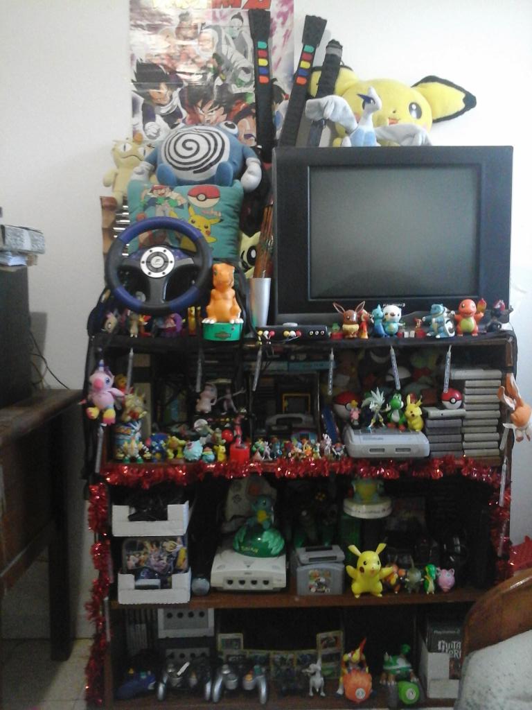 kyotausui's tweet photo. #GYLRetro my collection retro gaming from tunisia :) https://t.co/NKssB1wwJ1