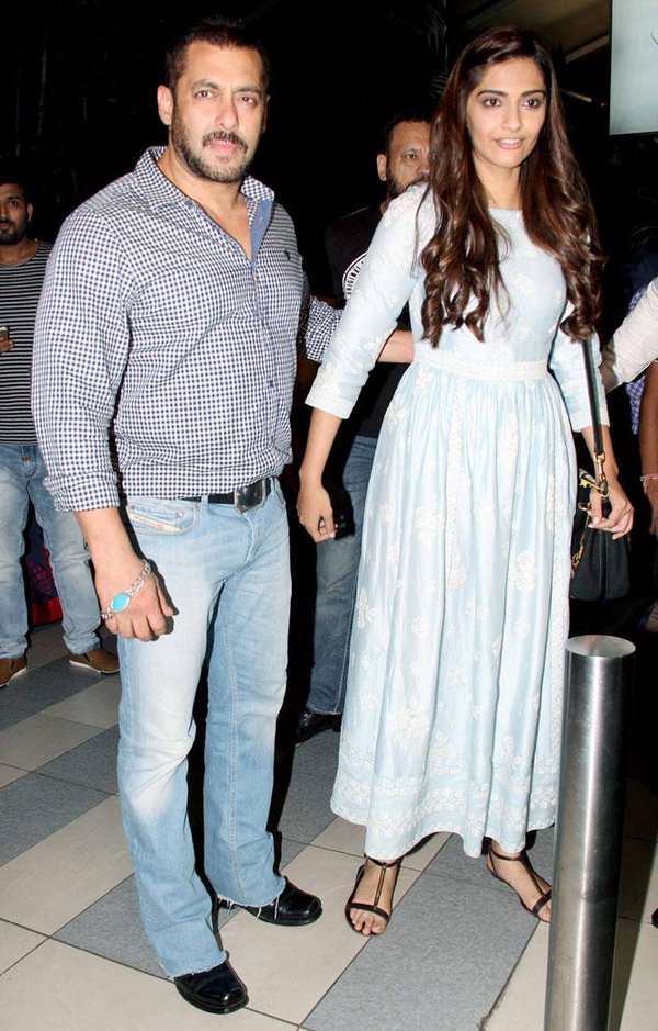 TeamSonaholic's tweet photo. Salman and Sonam clicked at Mumbai airport. #1WeekToPRDP https://t.co/tuwMXm400C