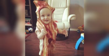 muhepiqedoco's tweet photo. The 10 Funniest Baby Costumes We’ve Ever Seen
https://t.co/FfKcJUnlo9 https://t.co/zZImuC3FpQ