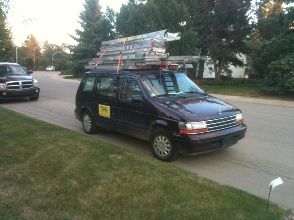GoCollegePro's tweet photo. That's a lot of ladders... must be a good day. #EntrepreneurLife #ProductionVehicle #Entrepreneur #Tetris https://t.co/WynBn9gvAD