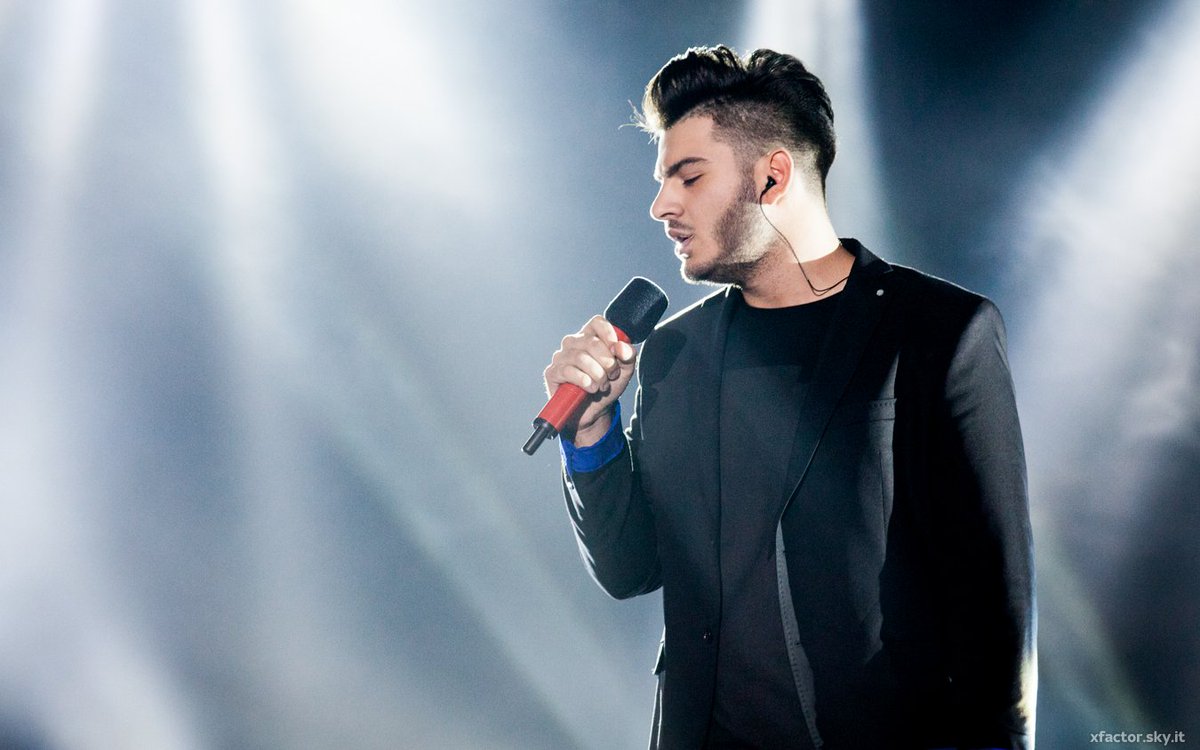#Leonardo tira fuori tutto il suo vocione e ci fa venire i brividi con @samsmithworld! #XF9