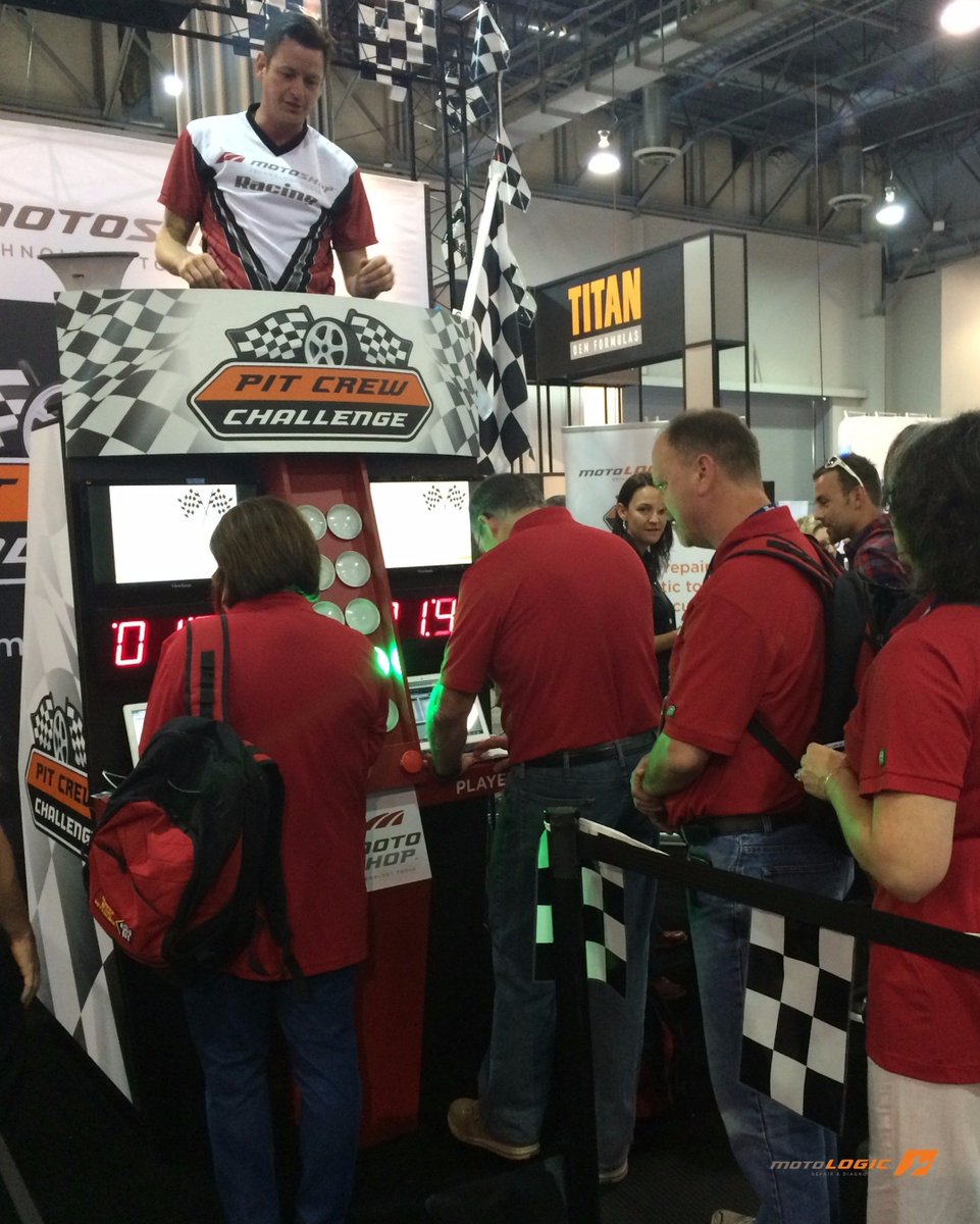 MOTOSHOP's tweet photo. Everyone wants the Pit Perks Challenge - #MotoLOGIC repair &amp; diagnostics vs. your current tool. Booth 1275 #AAPEX15 https://t.co/drpHCn75n4