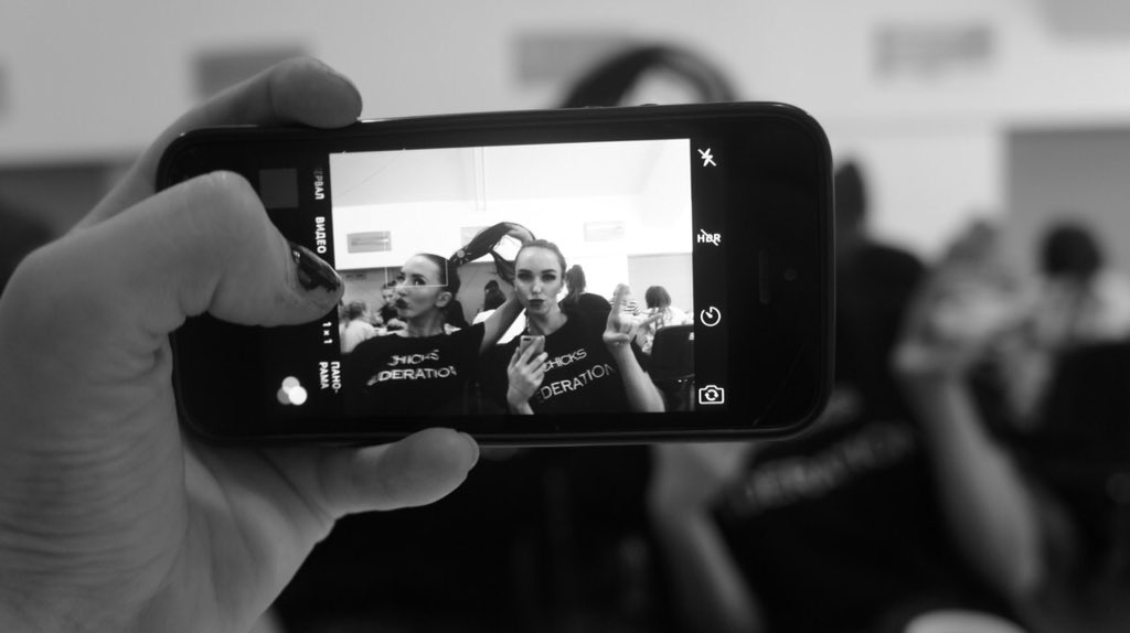 marina_freaky's tweet photo. Ещё хочу 😋🤘🏻 #minichicks #crazychicks #freakychicks https://t.co/OlLB8WKucH