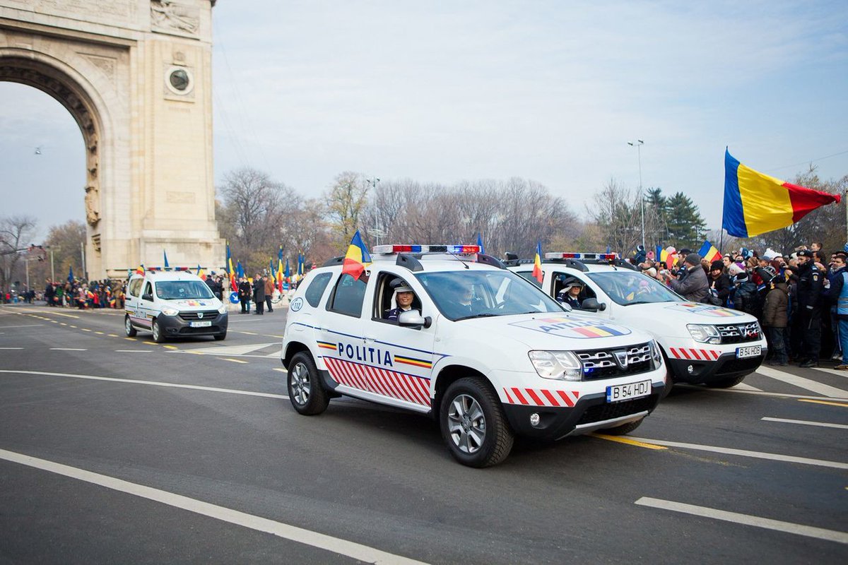 Новые машины для новой полиции на Бориспольском шоссе 