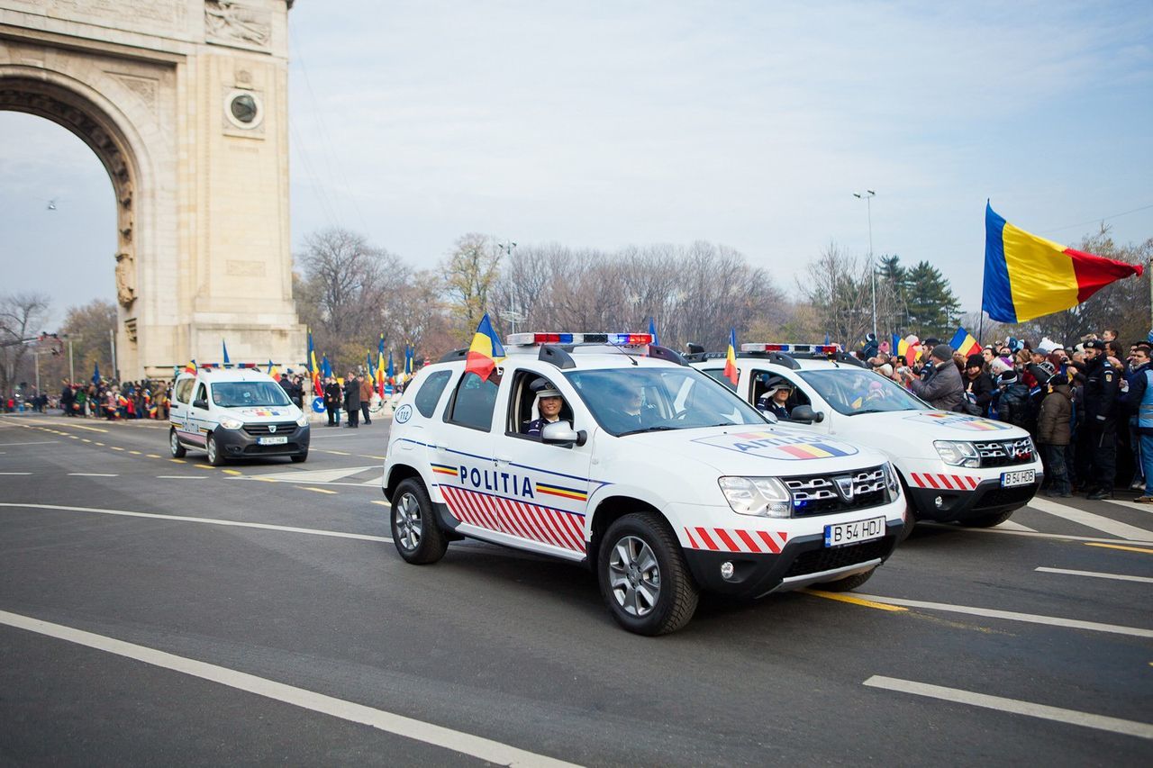 Военный Дастер в Румынии