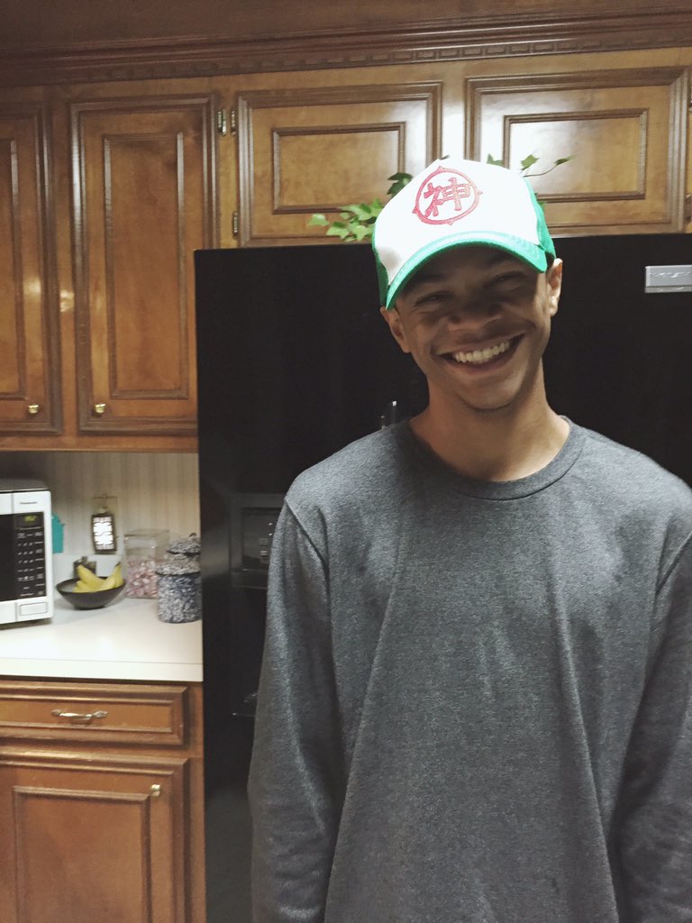 heronthesearch's tweet photo. Happy 19th birthday to the most handsome guy in my life! ππππππ #babybrother #pkmmaster #scorpio #myheart https://t.co/ERwG8y6Xk7