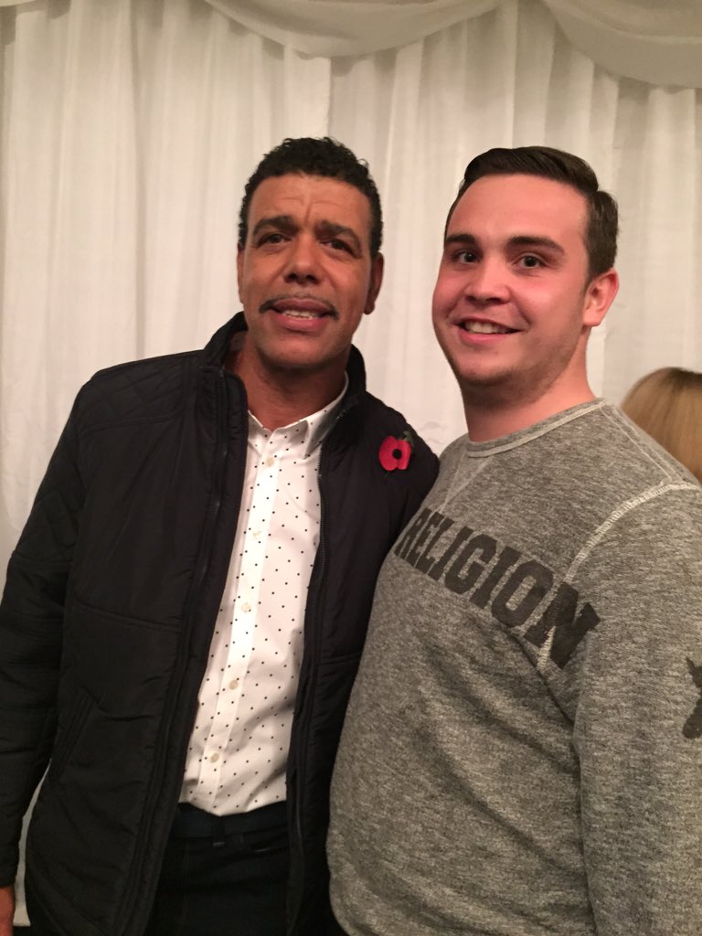 coma_clayton's tweet photo. @chris_kammy @lemontwittor #celebrityjuice #horselover https://t.co/fEJBmSICIU
