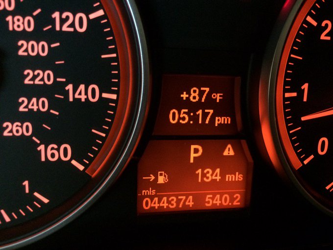 No luck with trying to decode these dashboard hieroglyphics, especially the ❗️which may be important<a href="/tag/thisisajokeright"class="tags"><span>#thisisajokeright</span></a><a href="/tag/bladderprobs"class="tags"><span>#bladderprobs</span></a>