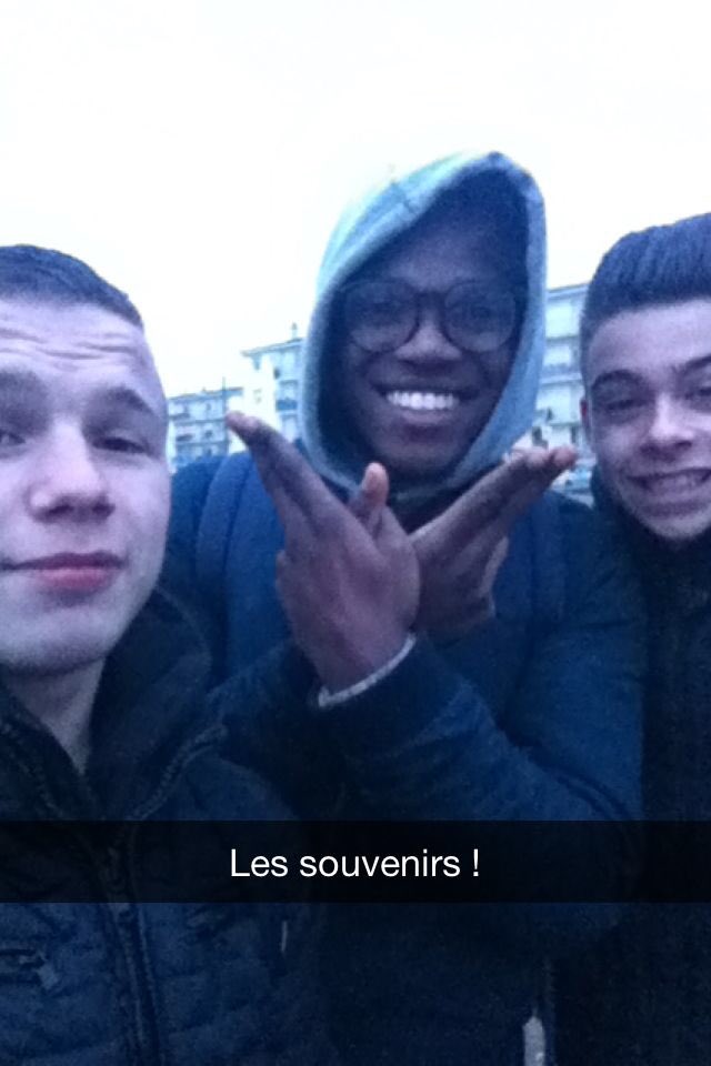 MADMAAX1's tweet photo. Ca c'est le genre de souvenirs que j'oublierais jamais j'pense 
#fonscar @draxweiser @LaMasse30 https://t.co/UlNnhiIgnD