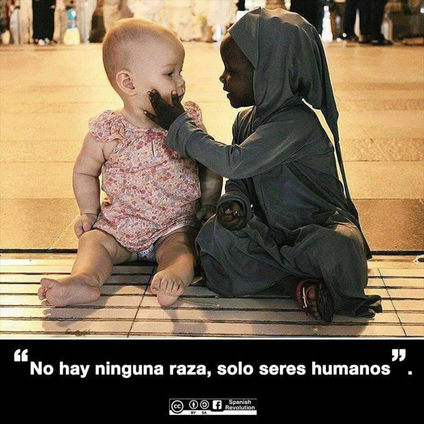MejoresTwits's tweet photo. Nadie nace siendo racista. https://t.co/QSY4y12SmP