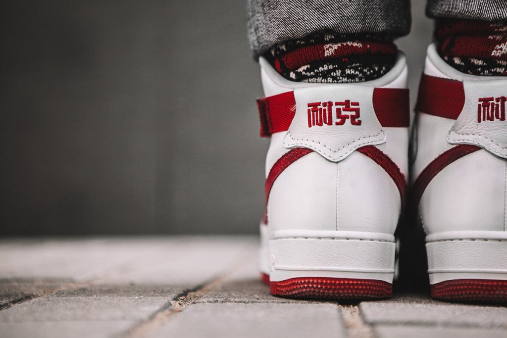 SneakerCodes's tweet photo. NOW AVAILABLE!!

Nike Air Force 1 High Retro QS "Nai Ke"

=>https://t.co/3s3t6G2gp0 https://t.co/yMN2MOlpEx