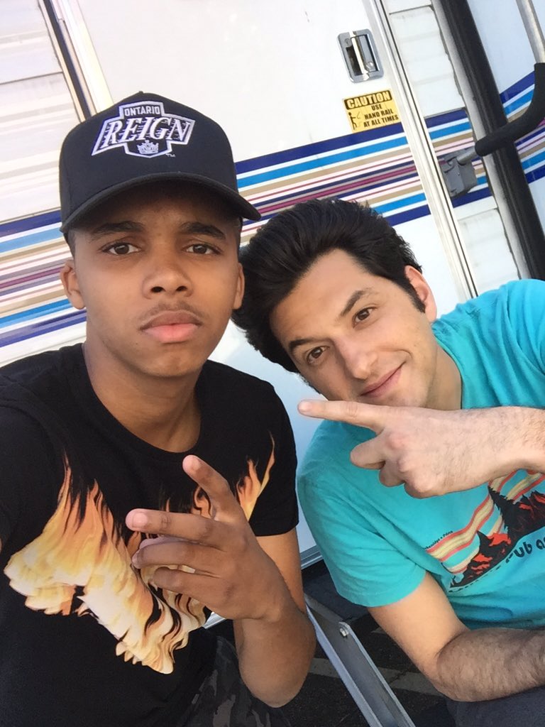 doniswinterlive's tweet photo. Chillen with the one of the funniest but most humble people I know. Who's ready for #houseoflies S5?? @rejectedjokes https://t.co/7BL7O7TOm1