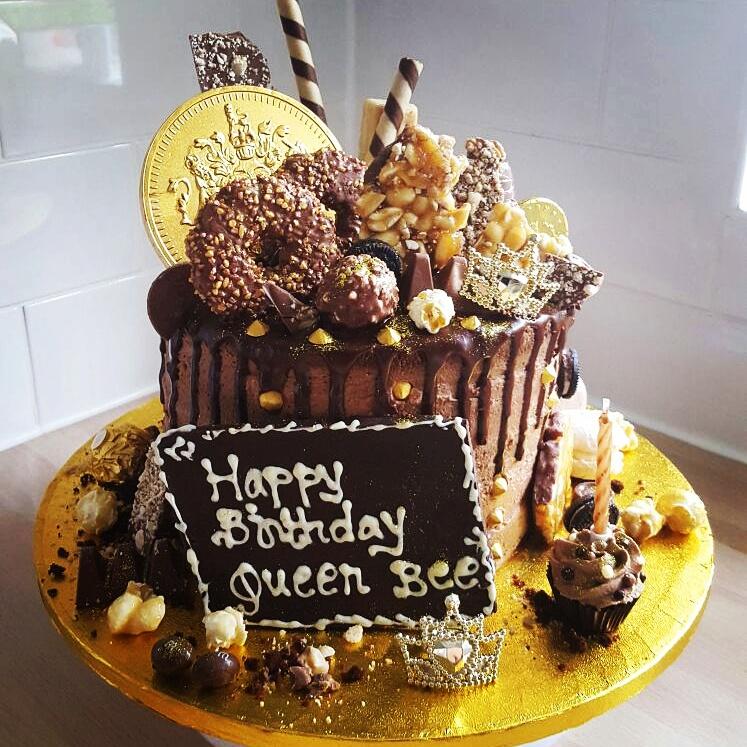 maxirae1's tweet photo. Oh yeah!! Its my birthday.. happy birthday fellow scorpio @westbrookdanni all the sexy mummas got a birthday today https://t.co/Gp1pLRPKAA