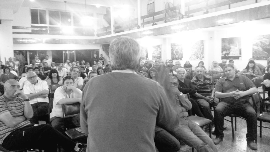 Cesargarzon80's tweet photo. #Ahora habla @victordegennaro en la reunion Nacional de la Agrupacion Anusate . @fito_aguirre @GarznAlejandro https://t.co/PkgBSmDHAN