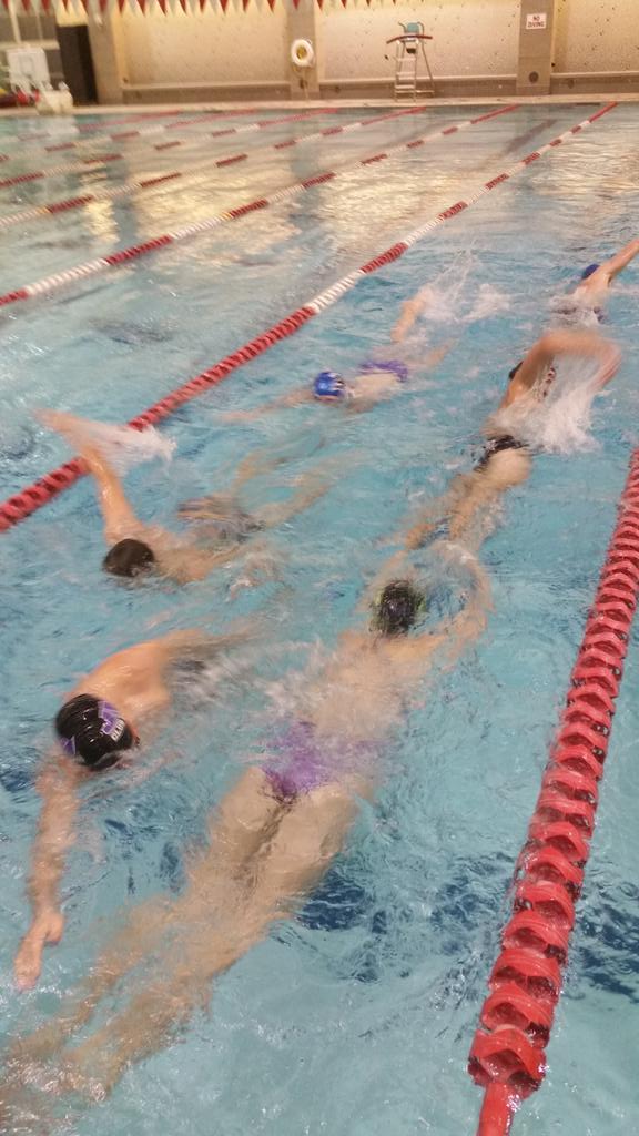 JMUClubSwimming's tweet photo. When swim does an Add Man Relay #movethechain #humancentipeade #swimlyfe https://t.co/dUe4fYjy5e