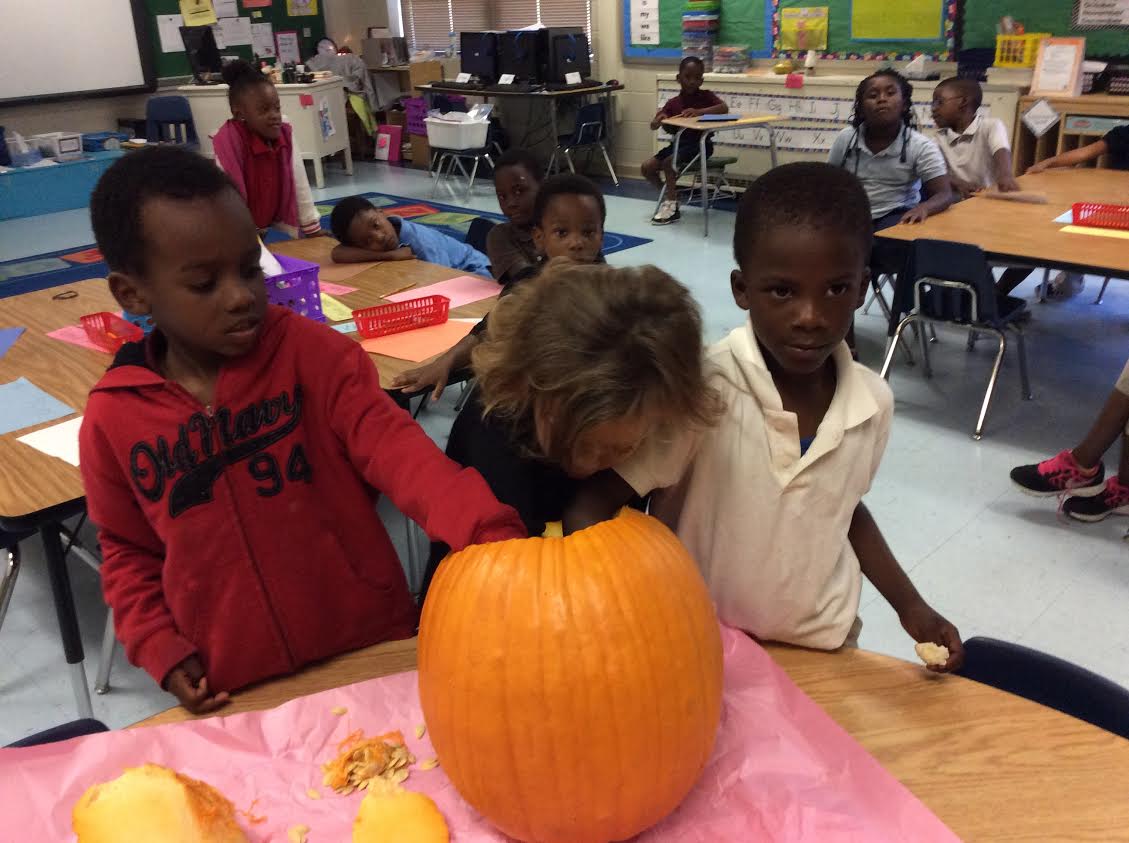 Pumpkin carving time! #FaineElementary #pumpkincarving #Falgout