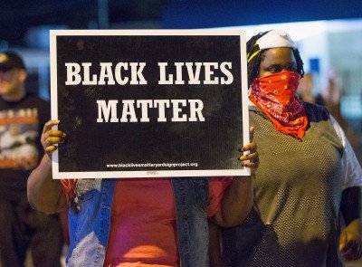Essence's tweet photo. Google to provide $2.35 million in funds for #BlackLivesMatter activism: https://t.co/gE4bvnpZOx https://t.co/gqvHfHCC4G