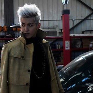 Happy Birthday Kris (Wu Yi Fan)!!!Have a great birthday. :) 