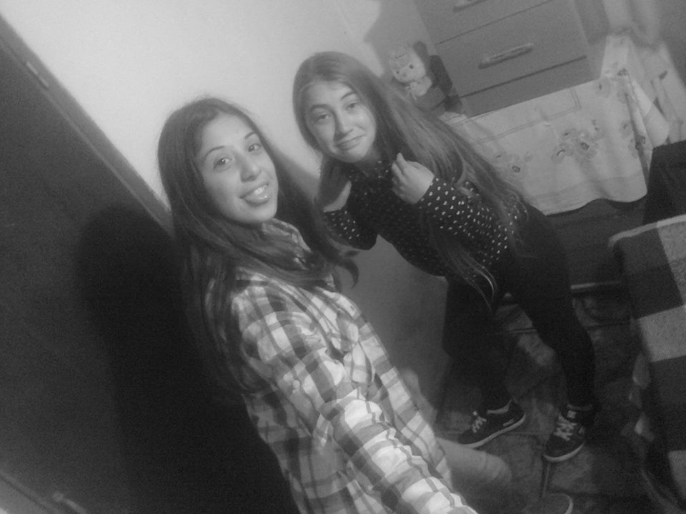 Aguus_Machado13's tweet photo. Foto demasiada vieja,, pero la amooo *-* #Anyee...#Primaa!! https://t.co/xcGYc9ylLD
