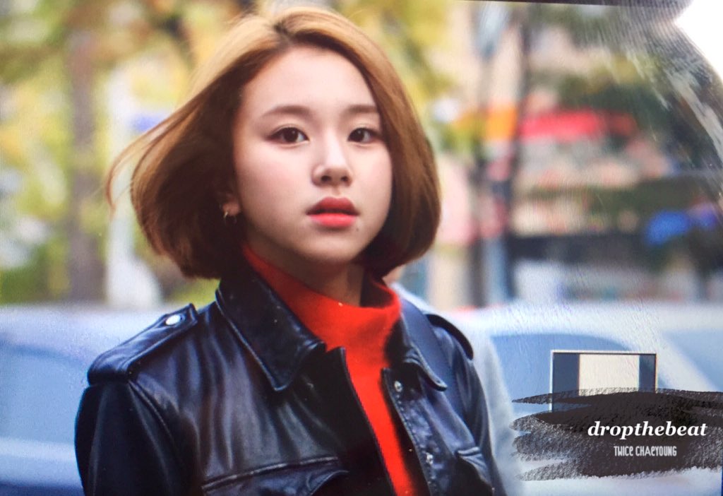 dropthebeat_kr's tweet photo. 151106 아 오늘 사복 개까리보스쟈나😩😩😭😭❤️❤️ #채영 #chaeyoung #트와이스 #TWICE https://t.co/utwQNQIEZq